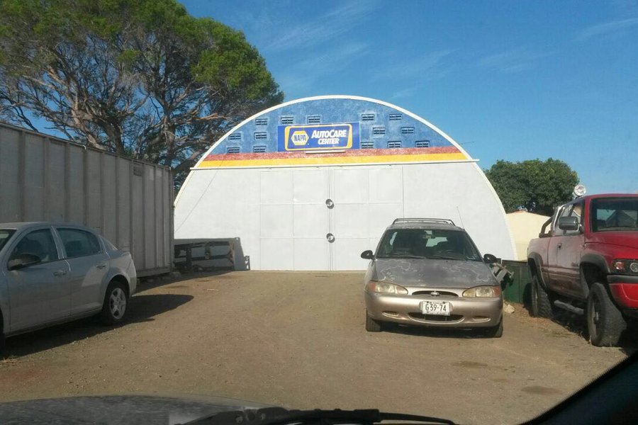 Independent garage in Curaçao: Runnin' Smooth Car Service